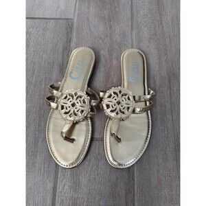 Circus by Sam Edelman Gold Thong Sandals Women's Size 9.5 Logo Medallion